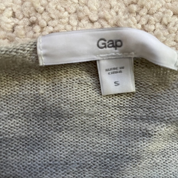 GAP Gray WOOL OPEN Front MACHINE WASH Long Sleeve S SMALL Cardigan Sweater - Picture 4 of 6